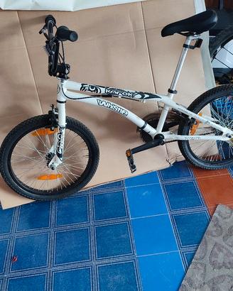 BMX WHISTLE KAROK bicicletta