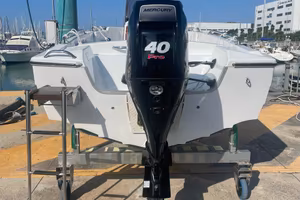 Barca open “sun rover”