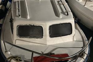 Barca con motore 25/40 funzionante