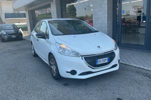 Peugeot 208 1.2 VTi 82 CV 5 porte Allure