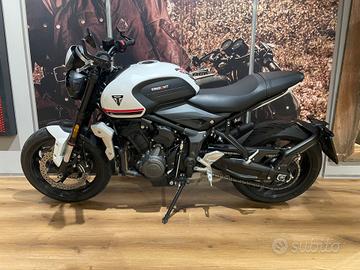 Triumph Trident 660 - Unipro solo 7.465 km