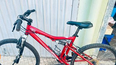Bici mtb bi ammortizzata Rockrider RR 6.0