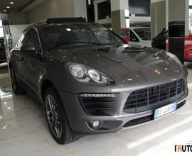 PORSCHE - Macan