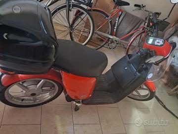 scooter elettrico Askoll es3 2020