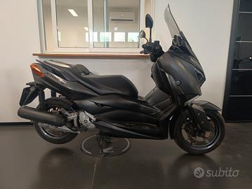 Yamaha X-Max 125