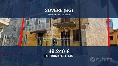 Immobile in asta di 332 m² con più di 5 locali e b