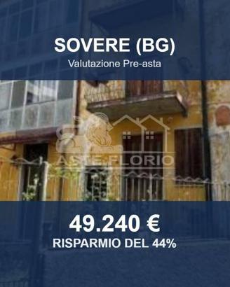 Immobile in asta di 332 m² con più di 5 locali e b