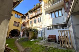 5 LOCALI A SAGLIANO MICCA