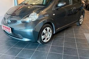 AYGO BENZINA - 70 MILA KM - NEOPATENTATI