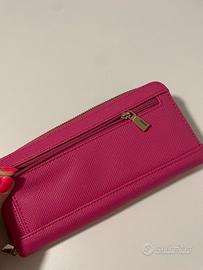 Pochette fucsia guess