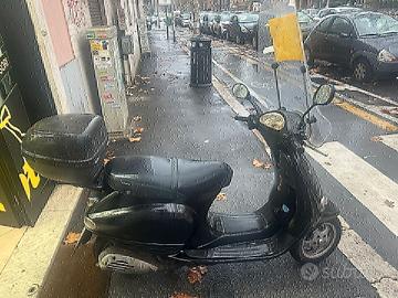 Piaggio Vespa 150 4T - 2000 - PERMUTE
