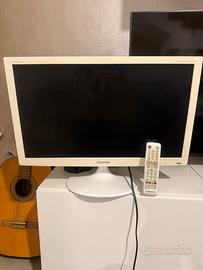 SAMSUNG T24B300EE Tv