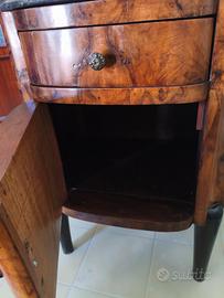 Comodini in legno con marmo nero pregiato 