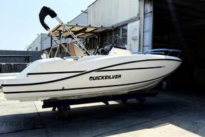 Quicksilver Activ 605 Open (2026)