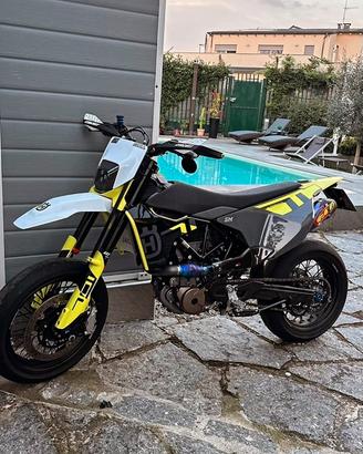 Husqvarna 701 SM