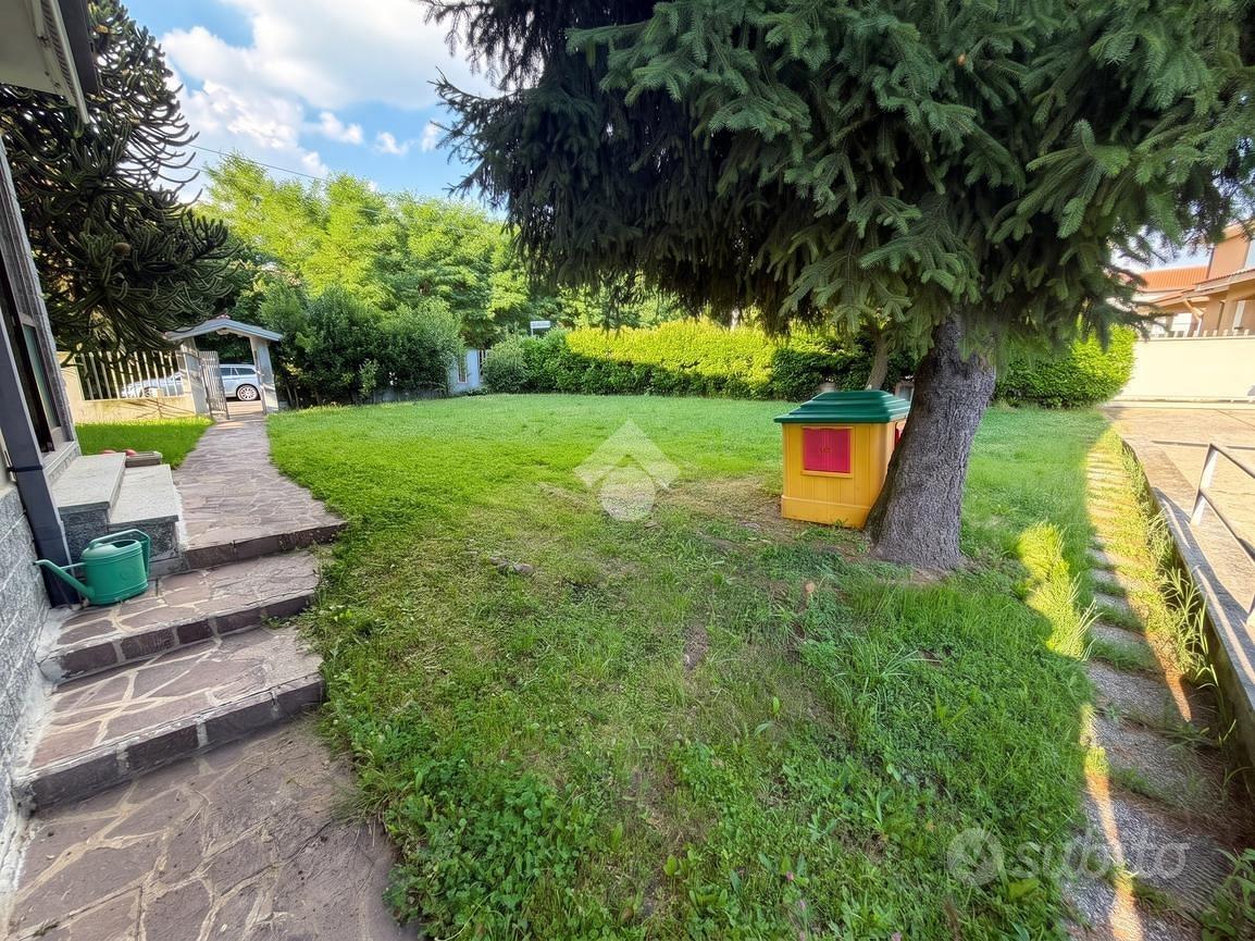 House in Seveso, Altopiano di Seveso - Altro