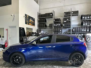 Cerchi NUOVI Alfa Romeo Giulietta raggio 17 cod.38