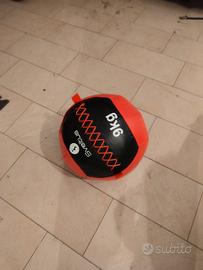 wall ball 9kg sveltus 