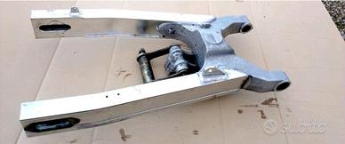 Forcellone posteriore Honda VFR 750F RC42