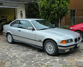 Bmw E36 318is 140cv