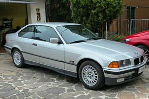 Bmw E36 318is 140cv