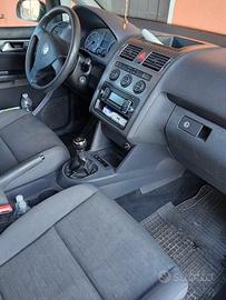VOLKSWAGEN Touran 1.9 TDI