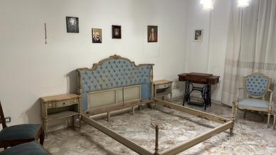 Camera da letto antica