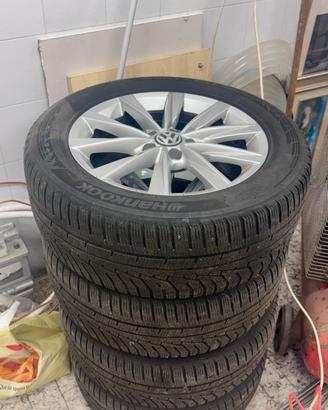 Gomme auto