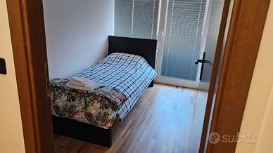 Camere appartamentI brevi tempi max 24 persone