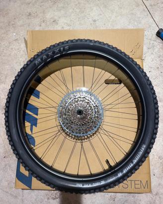 Ruota posteriore Giant TRX 0 carbon 27.5