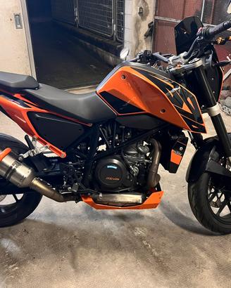 KTM 690 Duke (Restyling 2016)