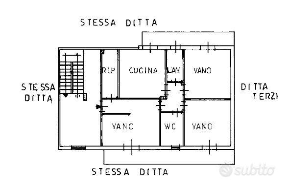 Aci Sant'Antonio, ampio trilocale in residence