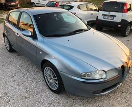 Alfa Romeo 147 03