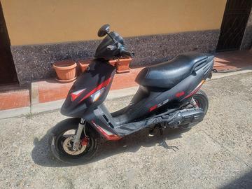 fantom f12 