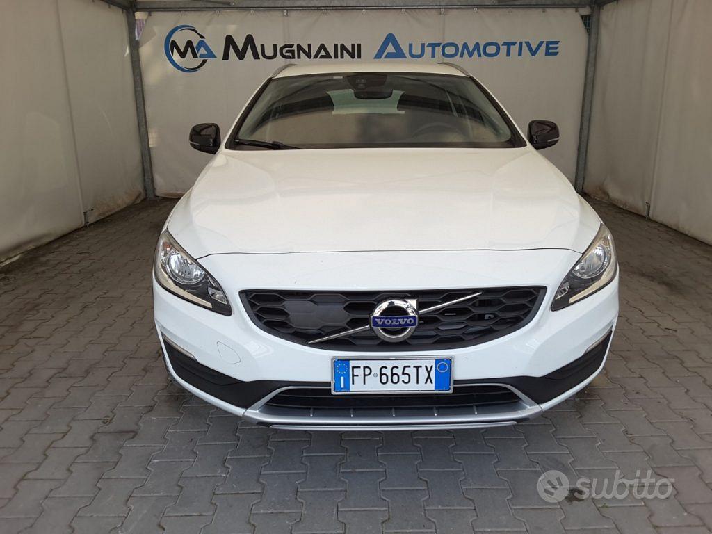 VOLVO V60 Cross Country D3 150cv Geartronic Busi