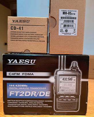 Ricetrasmittente Yaesu FT2DR/DE