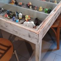 tavolo in legno e vetro 