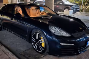 Porsche Panamera 3.0 250Cv