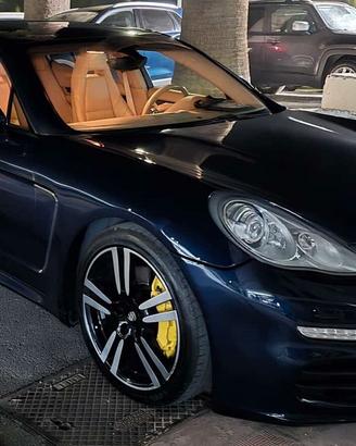 Porsche Panamera 3.0 250Cv