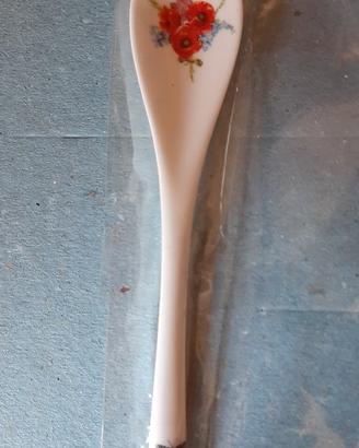 cucchiaino in ceramica 