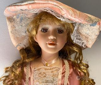 Bambola di Porcellana