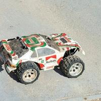 Monster truck 1/8 leggere descrizone