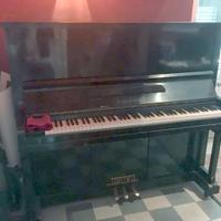 Pianoforte d' epoca tre pedali buono stato