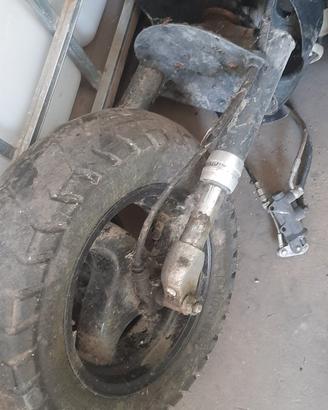 piaggio ntt motore a liquido