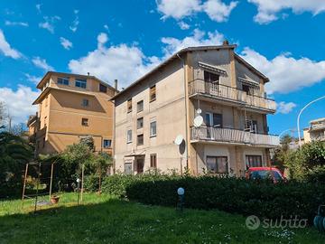Appartamento con GIARDINO