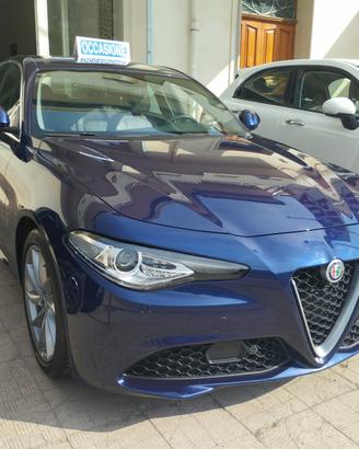 Alfa Romeo Giulia 2.2 Turbodiesel 190 CV AT8 Super