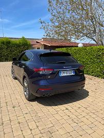 Maserati levante 250 cv diesel