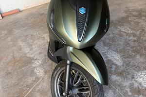 Beverly 400 Hpe S