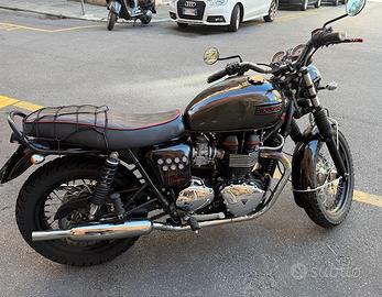 Triumph Bonneville - 2009
