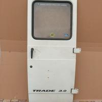 Porta posteriore destra Nissan Trade Van 100 3.0 d
